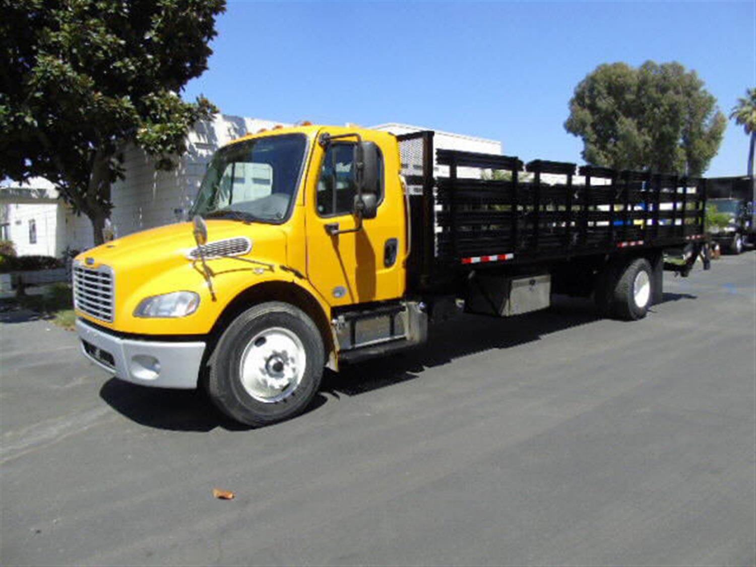 Riverside Truck & Equipment