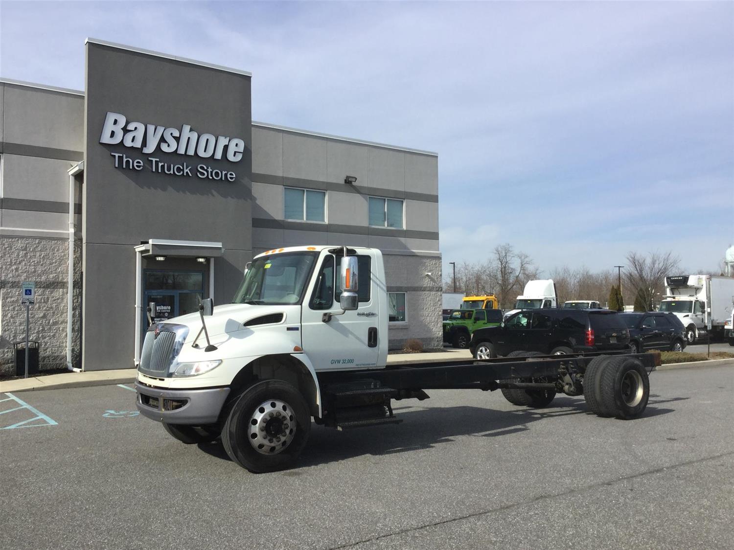 Bayshore Truck Center Tractor Trailer Dealership Near Me