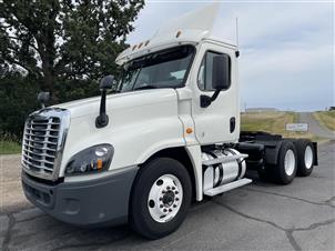 2015 Freightliner Cascadia 125