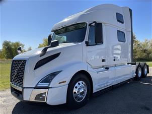 2023 Volvo VNL64T860