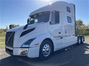 2023 Volvo VNL64T860