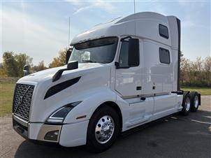 2023 Volvo VNL64T860