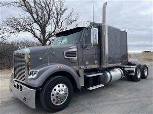 2018 Freightliner Coronado