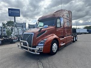 2022 Volvo VNL64T860