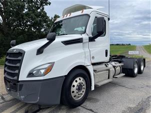 2021 Freightliner CA126