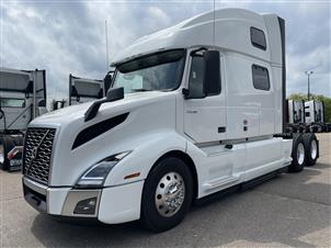 2023 Volvo VNL64T860
