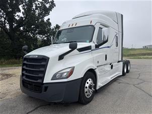 2021 Freightliner CA126