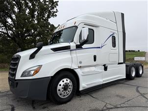 2021 Freightliner CA126