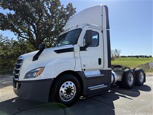 2020 Freightliner Cascadia