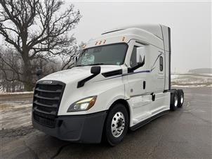 2021 Freightliner CA126