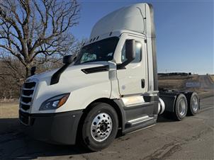2022 Freightliner Cascadia