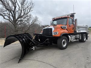2027 Freightliner 114SD