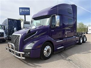 2023 Volvo VNL64T860