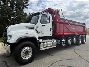 2027 Freightliner 114SD