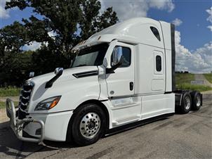2023 Freightliner Cascadia