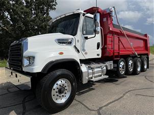 2027 Freightliner 114SD
